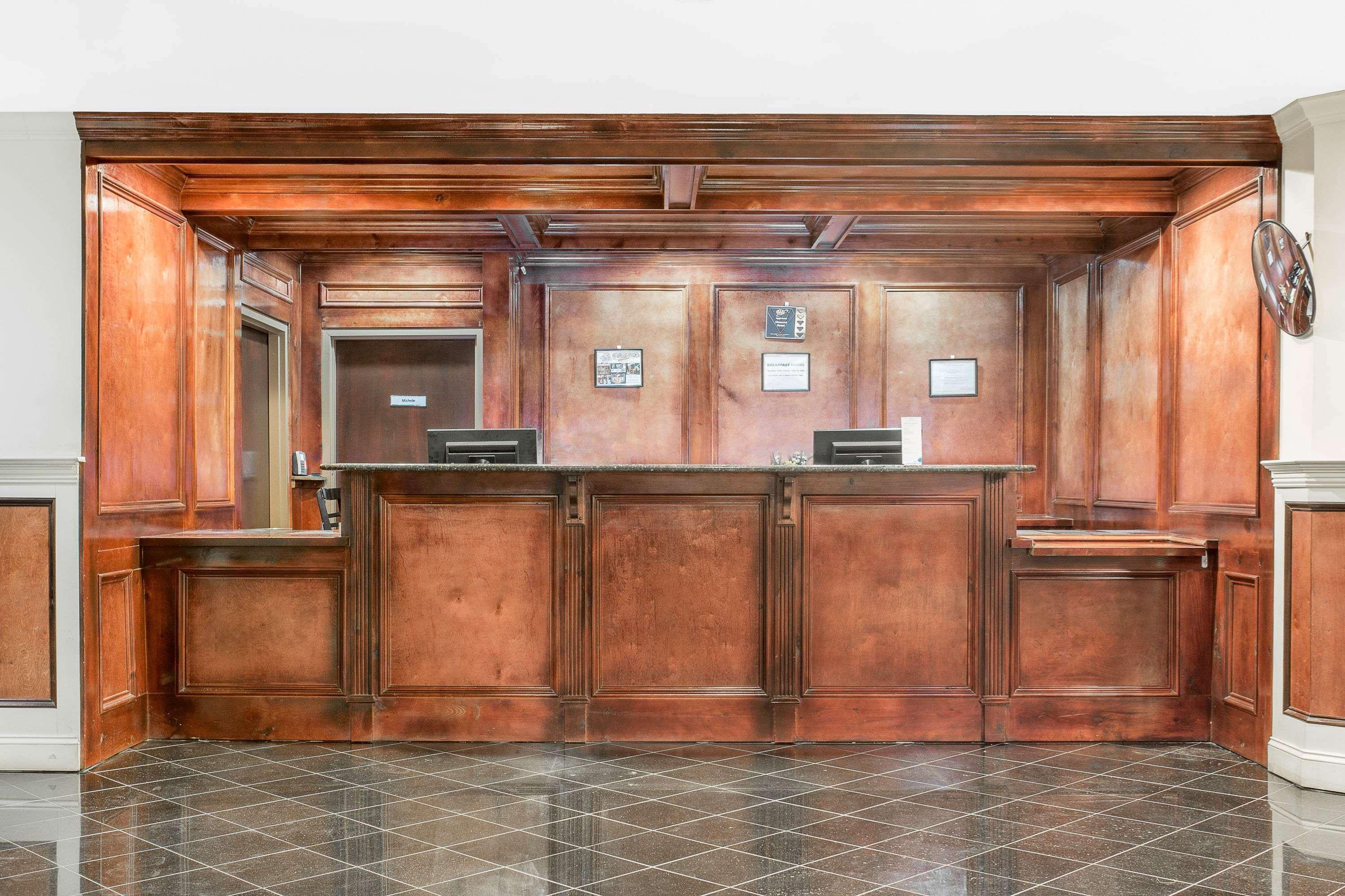 Super 8 By Wyndham Danville Buitenkant foto